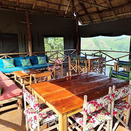 Mwamba Kelele Lodge Fort Portal Экстерьер фото