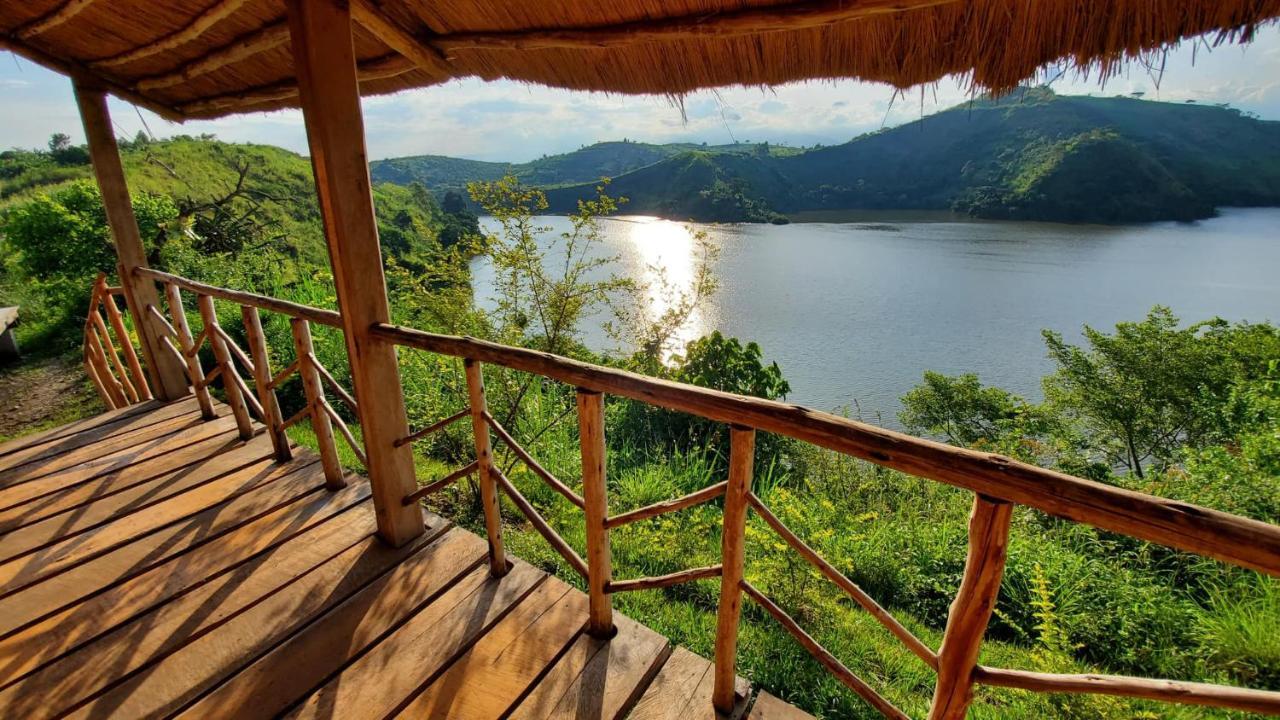 Mwamba Kelele Lodge Fort Portal Экстерьер фото