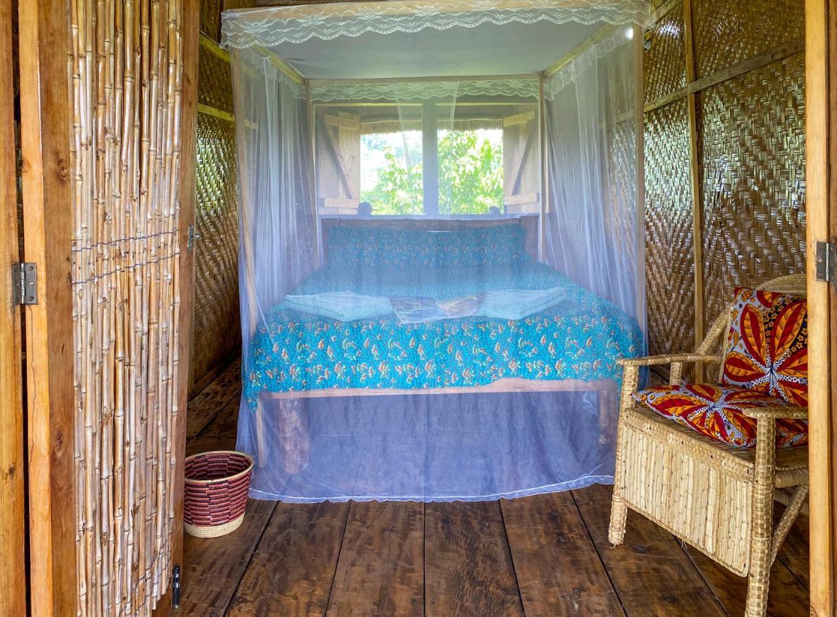 Mwamba Kelele Lodge Fort Portal Экстерьер фото