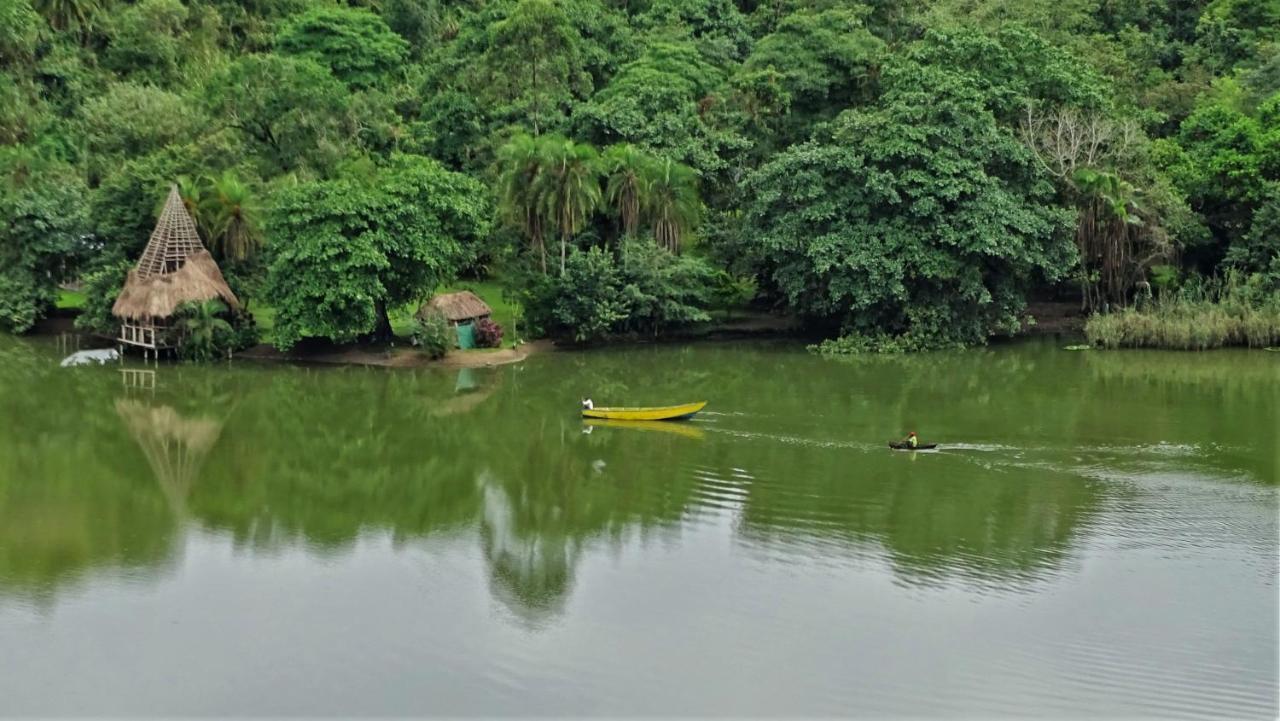 Mwamba Kelele Lodge Fort Portal Экстерьер фото
