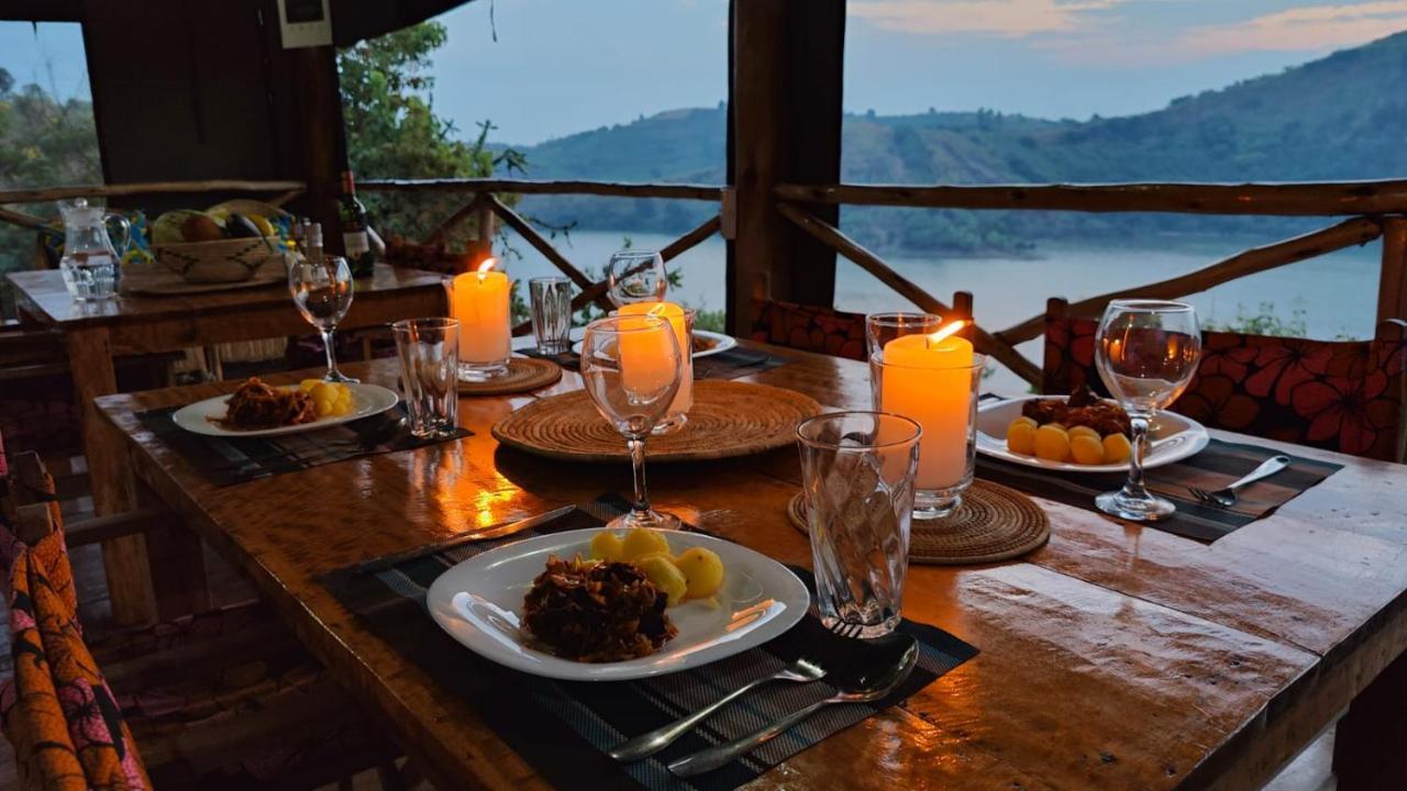 Mwamba Kelele Lodge Fort Portal Экстерьер фото