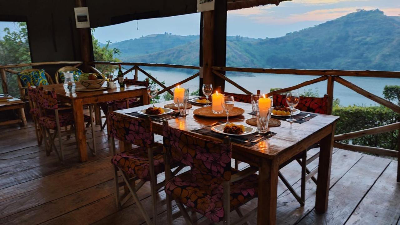 Mwamba Kelele Lodge Fort Portal Экстерьер фото