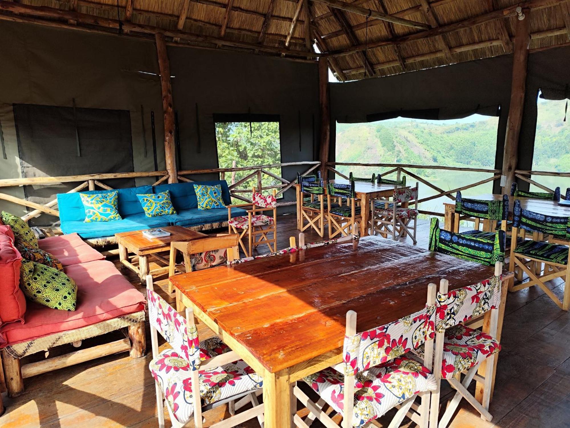 Mwamba Kelele Lodge Fort Portal Экстерьер фото