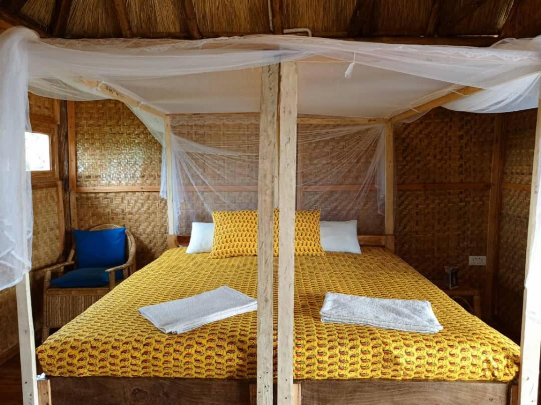 Mwamba Kelele Lodge Fort Portal Экстерьер фото