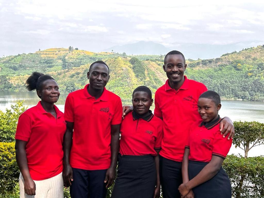 Mwamba Kelele Lodge Fort Portal Экстерьер фото
