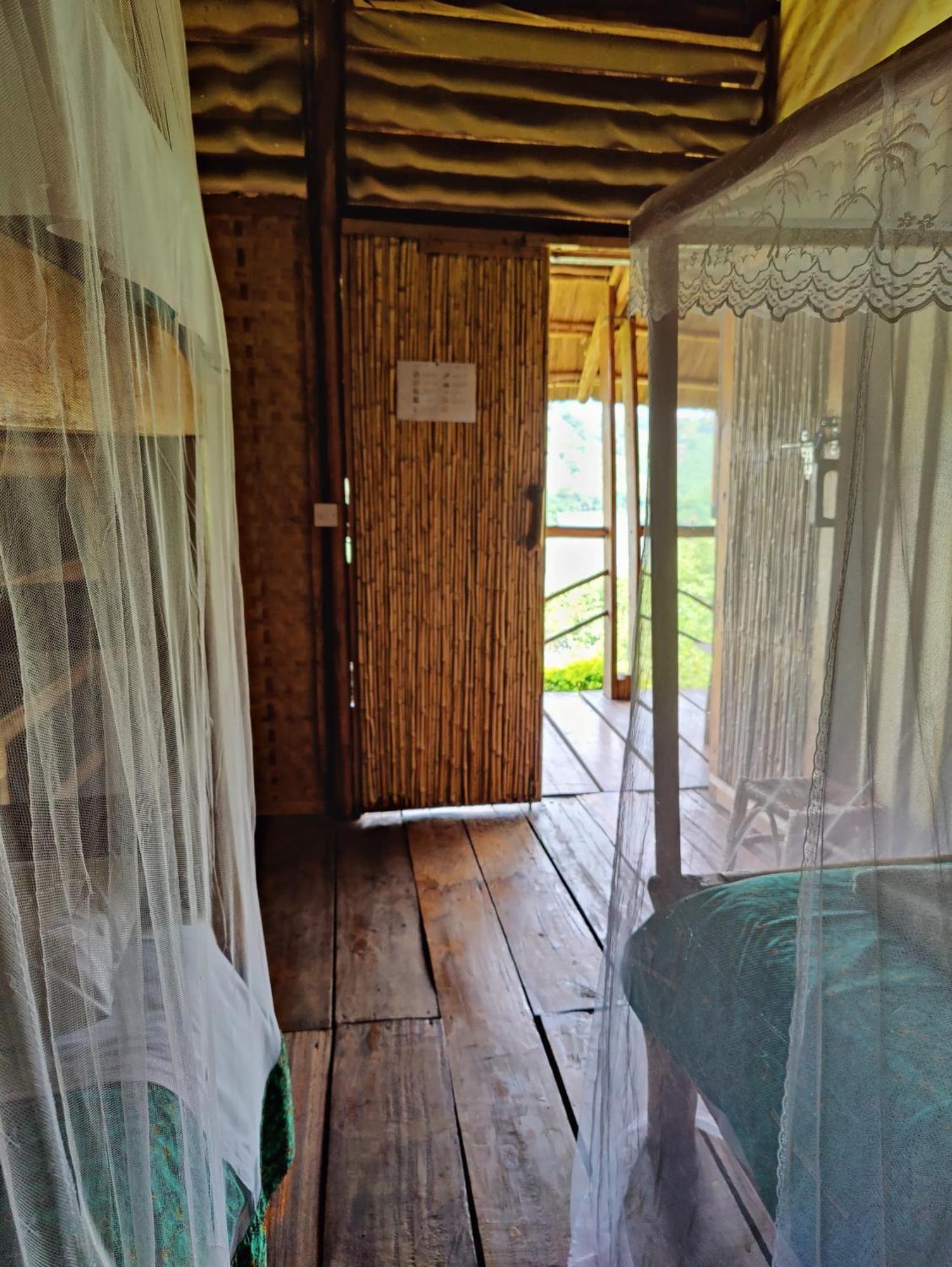 Mwamba Kelele Lodge Fort Portal Экстерьер фото